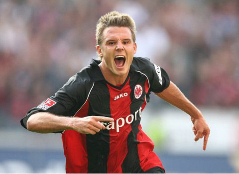 员树立了典 员树立了典